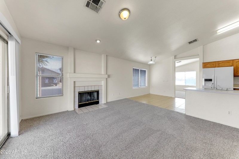 15904 W Lundberg St-20