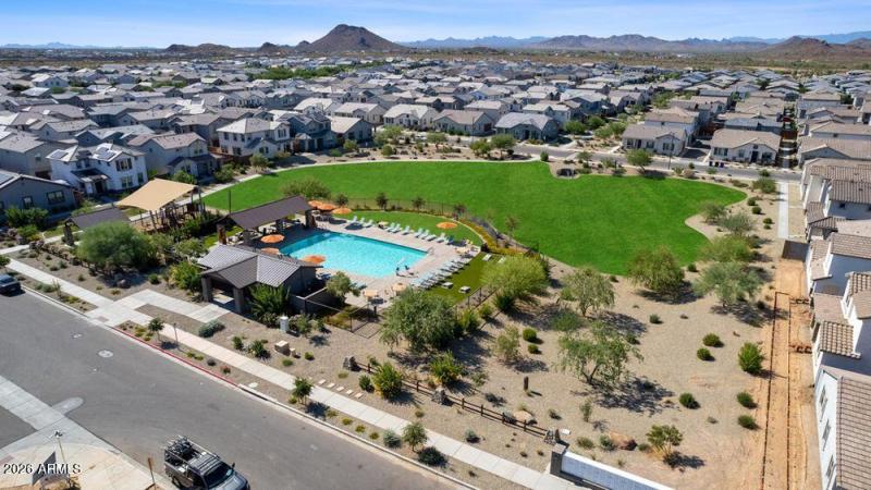 Rancho Mercado Community