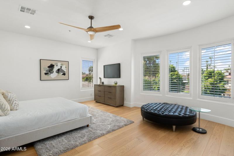 50-web-or-mls-DSC09803