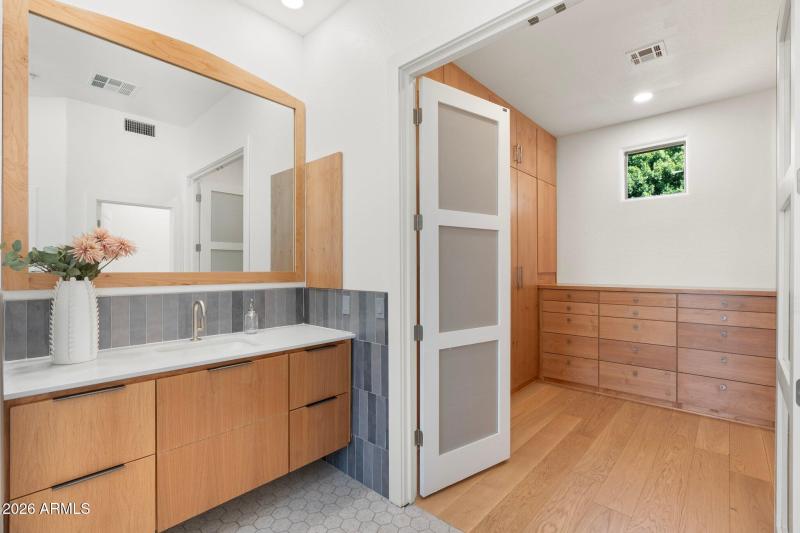 57-web-or-mls-DSC09831