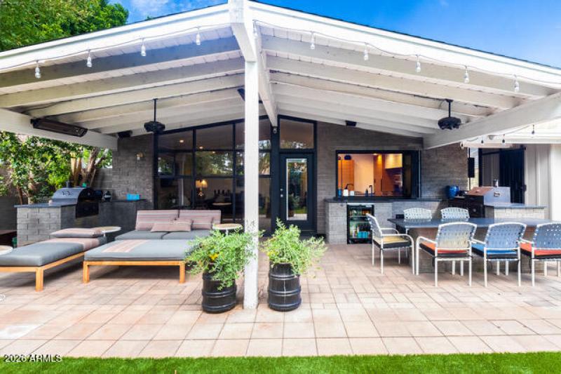 6845 E Earll Dr Lawn to Patio