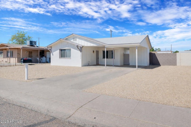 00abb997-a86c-489f-8b0e-faadab9b45f0