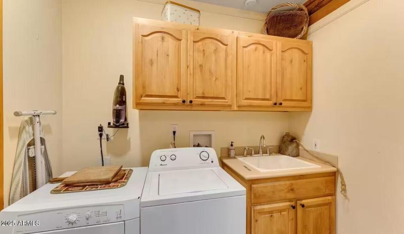 285bf8c3-9ef3-41ac-9460-0db58a1a389f (1)