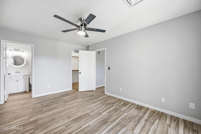 17-5136EES1051-ocupix-