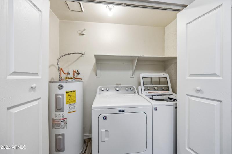 25-5136EES1051-ocupix-