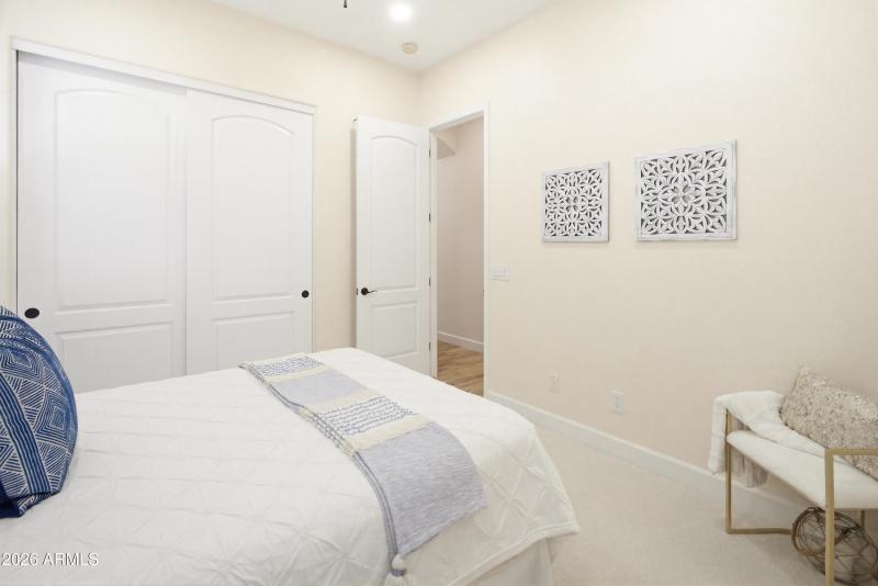 15817 W Bonitos Dr-7