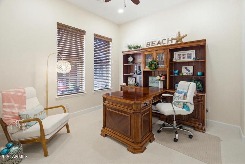 15817 W Bonitos Dr-9