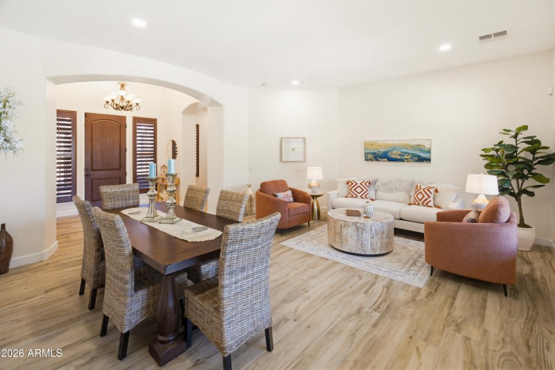 15817 W Bonitos Dr-24