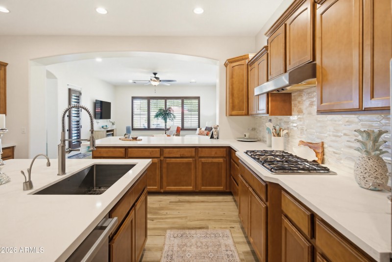 15817 W Bonitos Dr-30