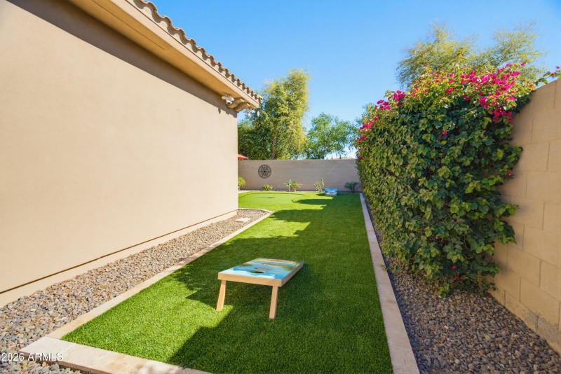 15817 W Bonitos Dr-51