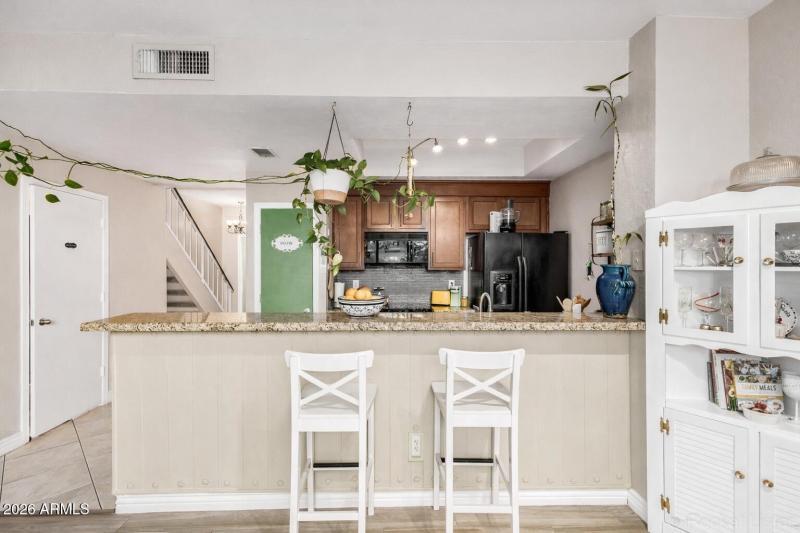 E13A0223-17D7-42D1-877D-40F3A55F6AEF