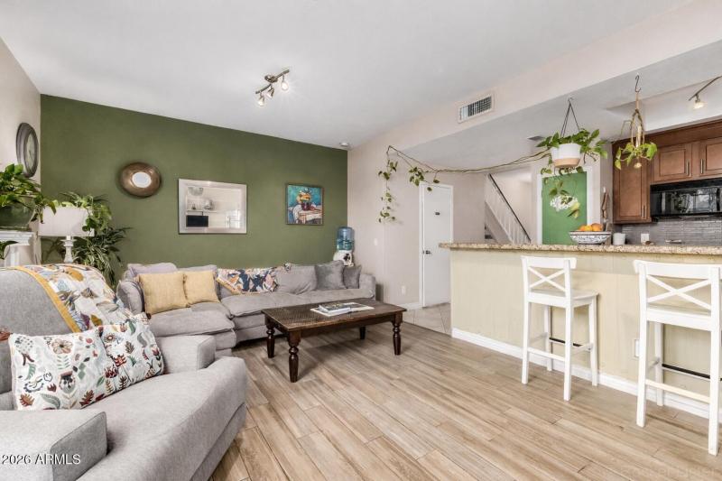 E9092509-3F38-44EA-B480-D168608CAD6E