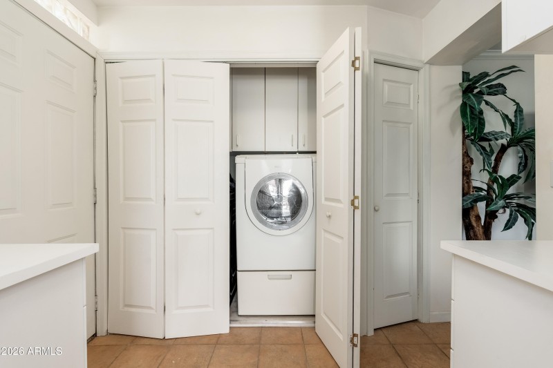 6830 E Paradise Pkwy - 24