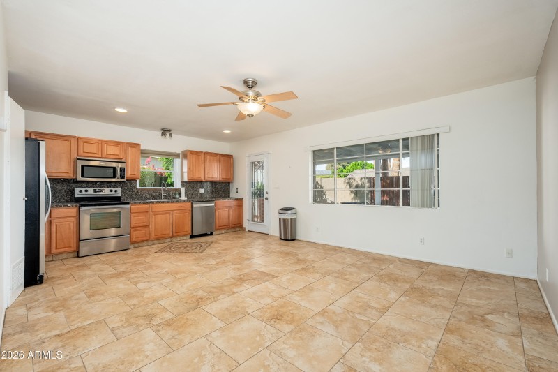 6830 E Paradise Pkwy - 39