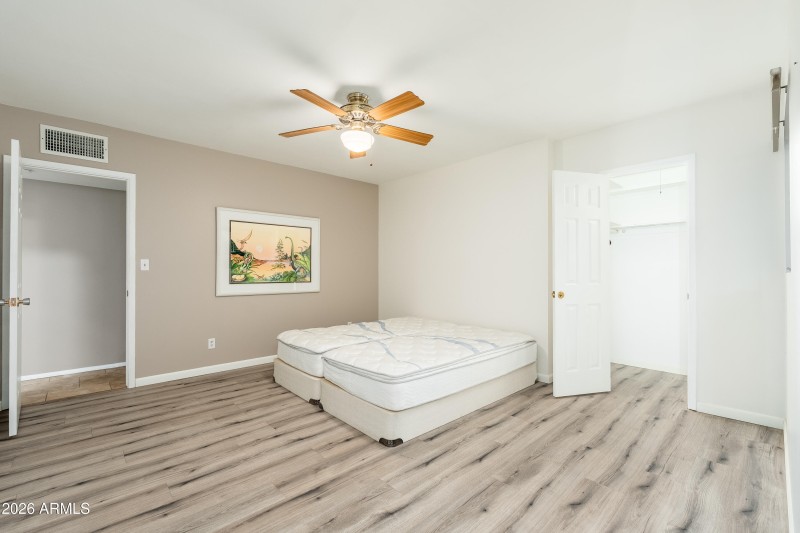 6830 E Paradise Pkwy - 44