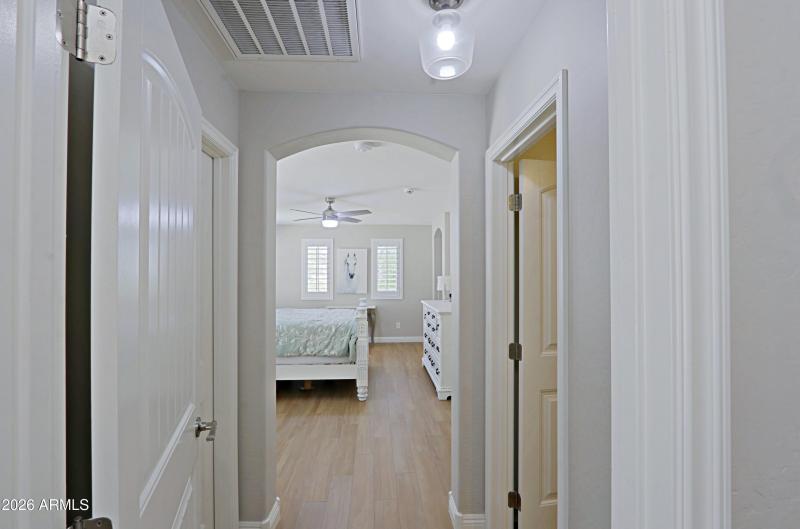 Master Bedroom 1 - Entrance