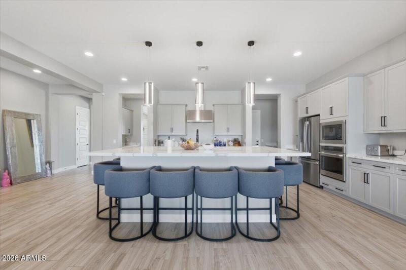 13-22836 E Via Las Brisas