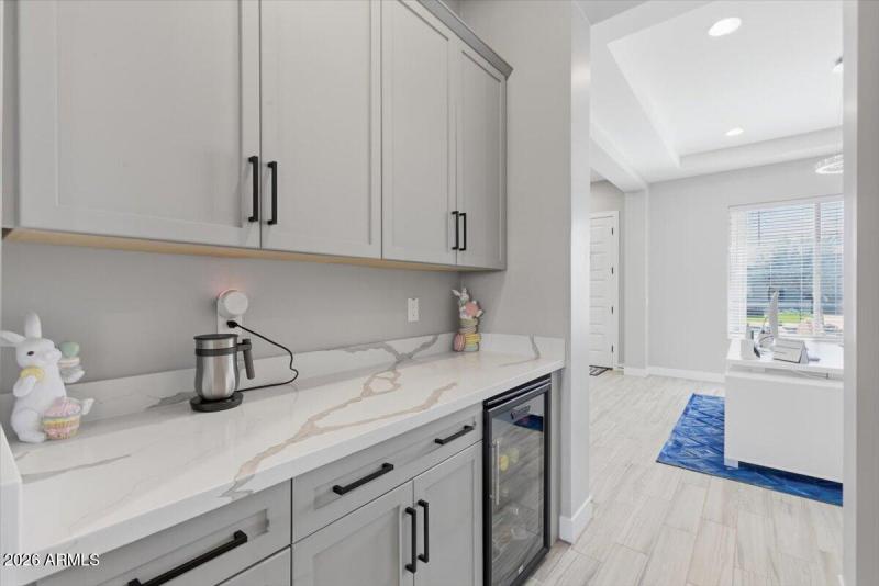 22-22836 E Via Las Brisas