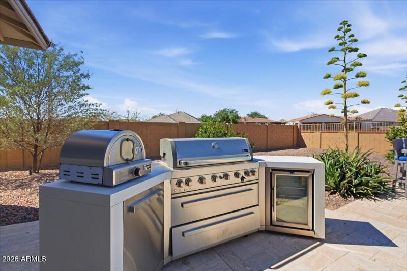 53-22836 E Via Las Brisas