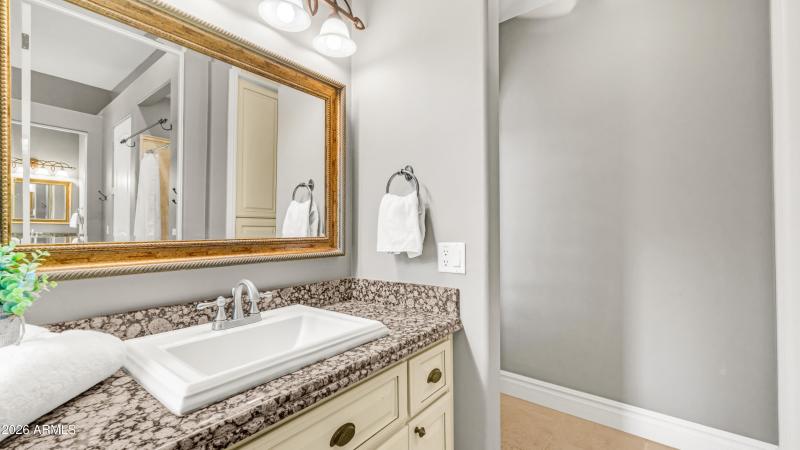 Vanity jack and jill