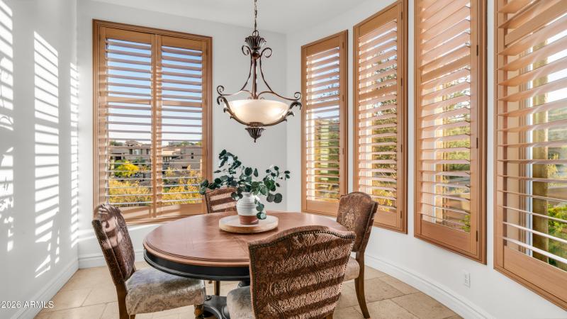 Breakfast room with view