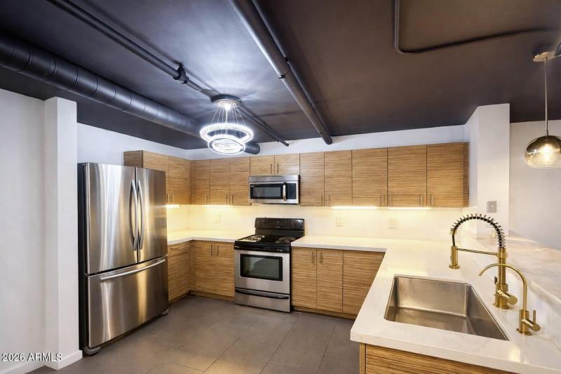 fed027c5-64ac-4c67-93a6-da3ee5d71fa0