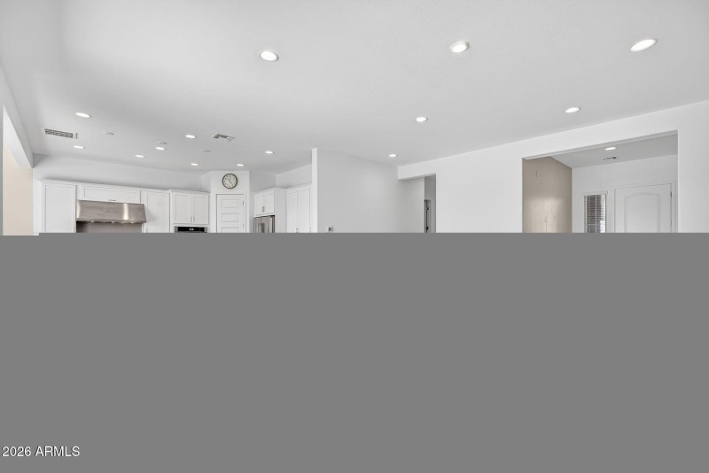 11-web-or-mls-064E Terrel St