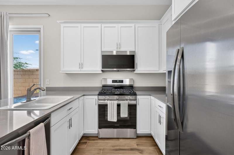 26-web-or-mls-060E Terrel St