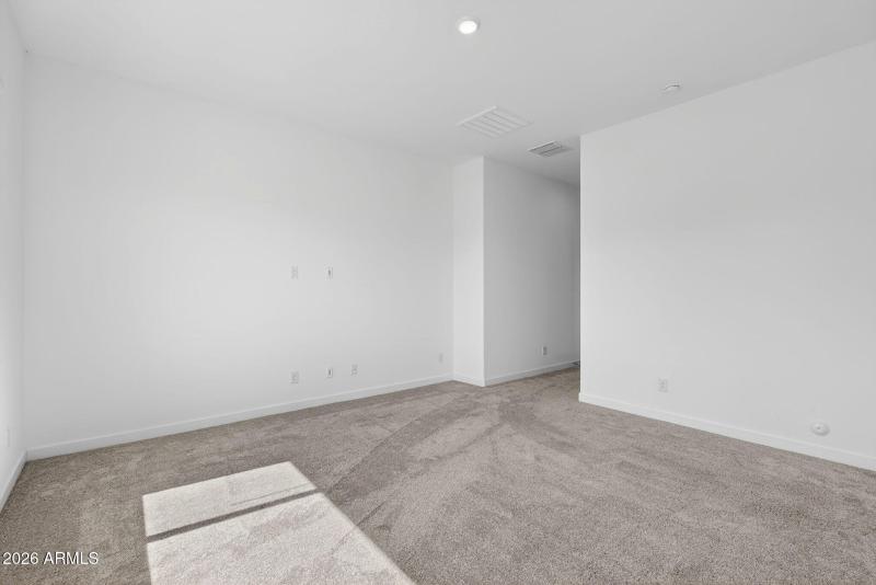 34-web-or-mls-044E Terrel St