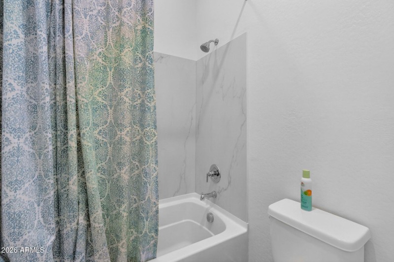 49-web-or-mls-037E Terrel St