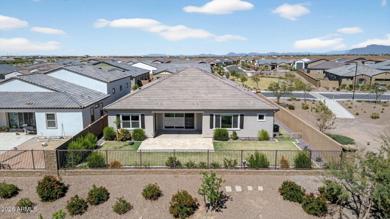 72-web-or-mls-018E Terrel St