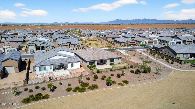 76-web-or-mls-016E Terrel St