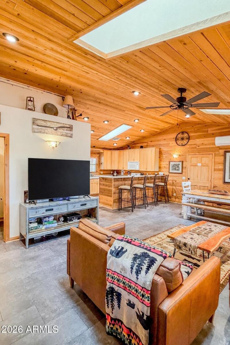 chat with no reflection