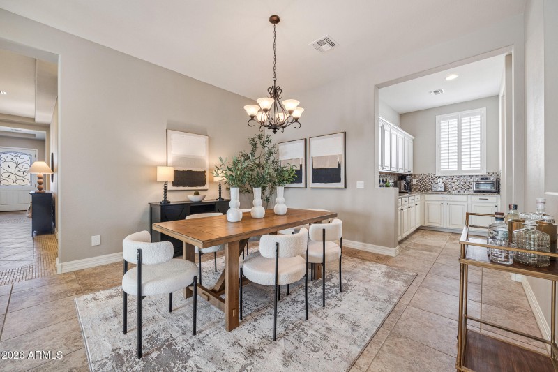 S Jacqueline Way (26)