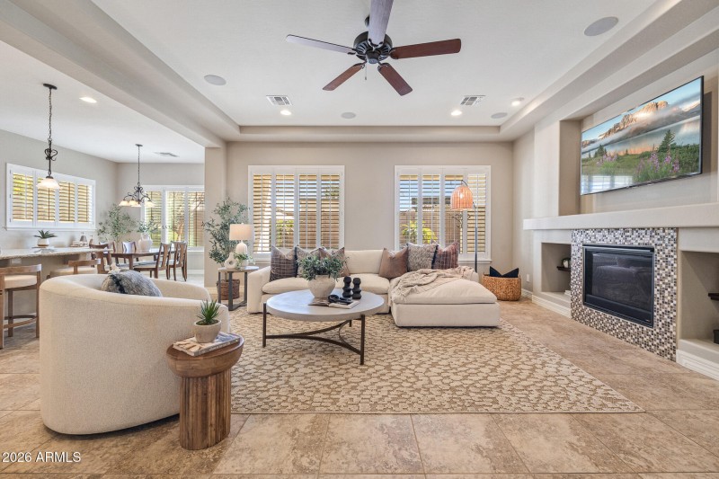 S Jacqueline Way (37)