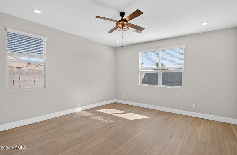 36861 N. Moyle Street