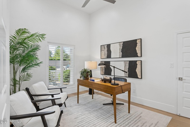 16-web-or-mls-8713-n-80th-pl