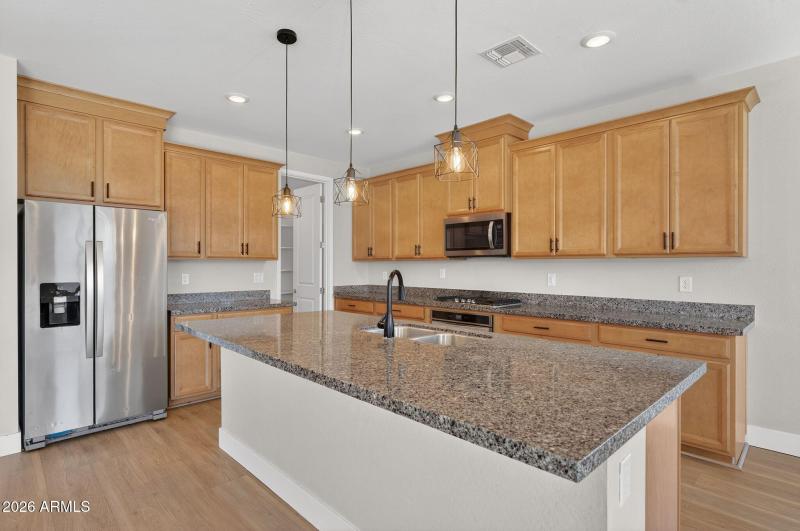 36861 N. Moyle Street