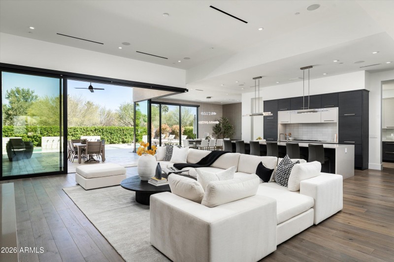 06-6838 E Joshua tree ln (6 of 38)