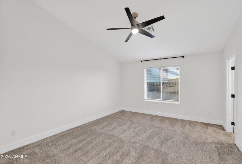 22-web-or-mls-067W Moon Dust Trl