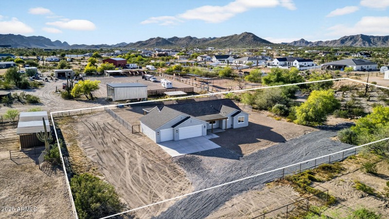 75-web-or-mls-LOT LINES-008W Moon Dust T