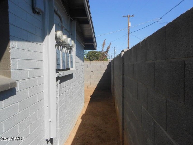 20210401222154804511000000-o