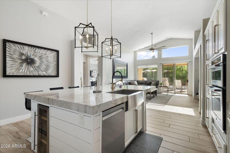 9-web-or-mls-DSC05577 copy (1)