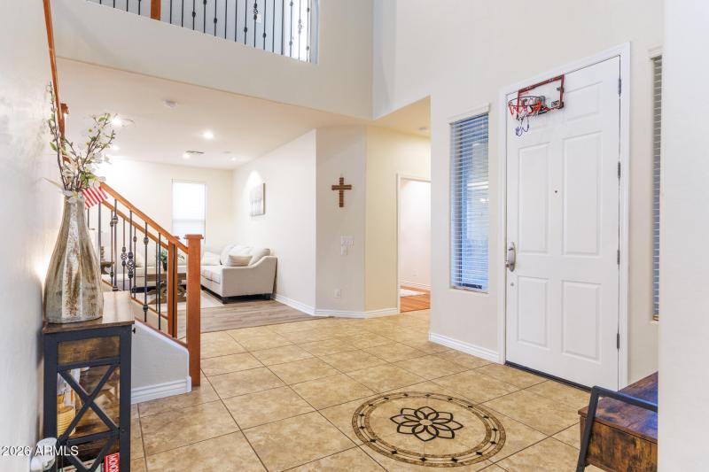 311 W Blue Lagoon - Front Entry View 2