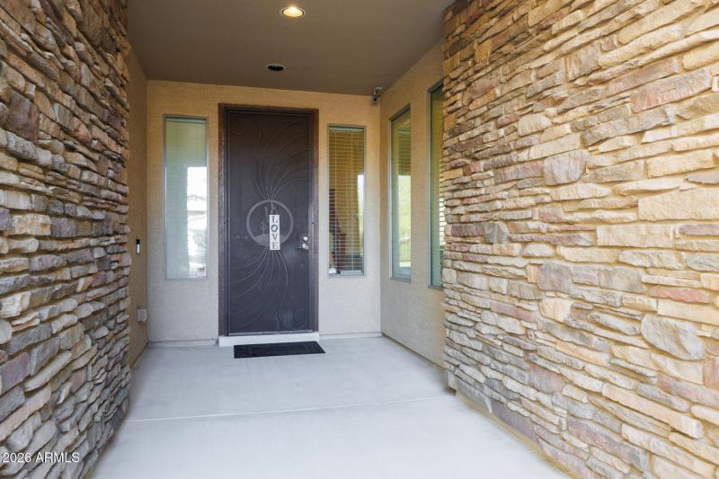 311 W Blue Lagoon - UAS Front Close