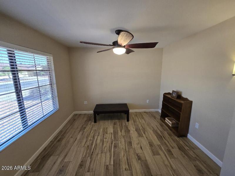 20260306_100130_resized