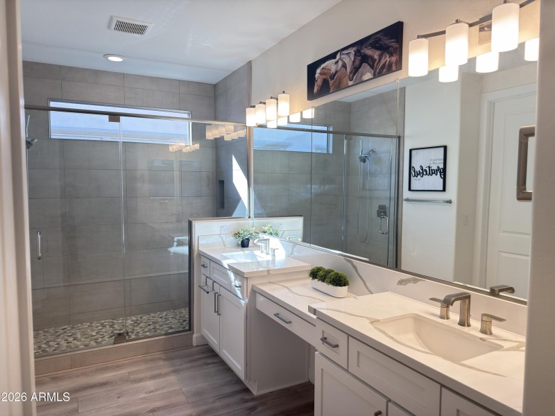 Upgraded Primary Bath