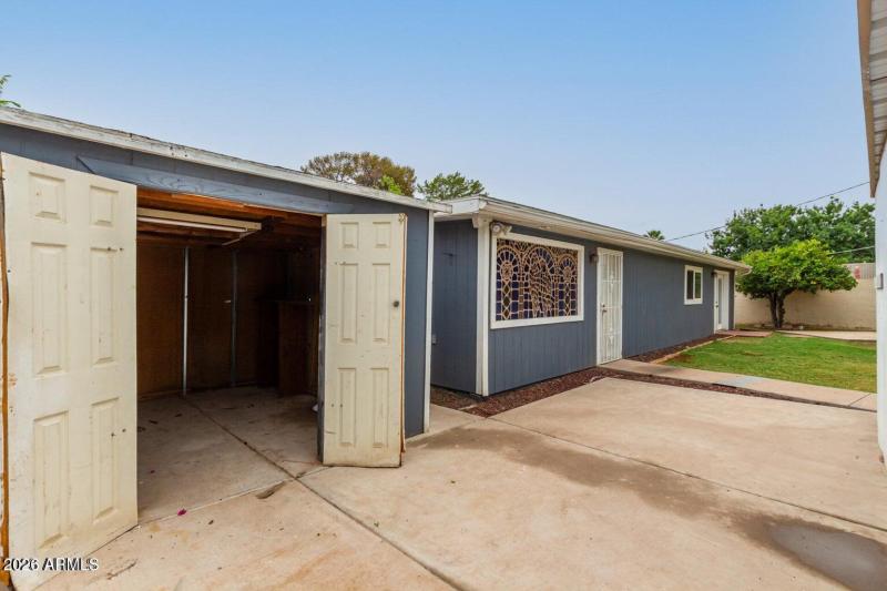 20230903231513527400000000-o