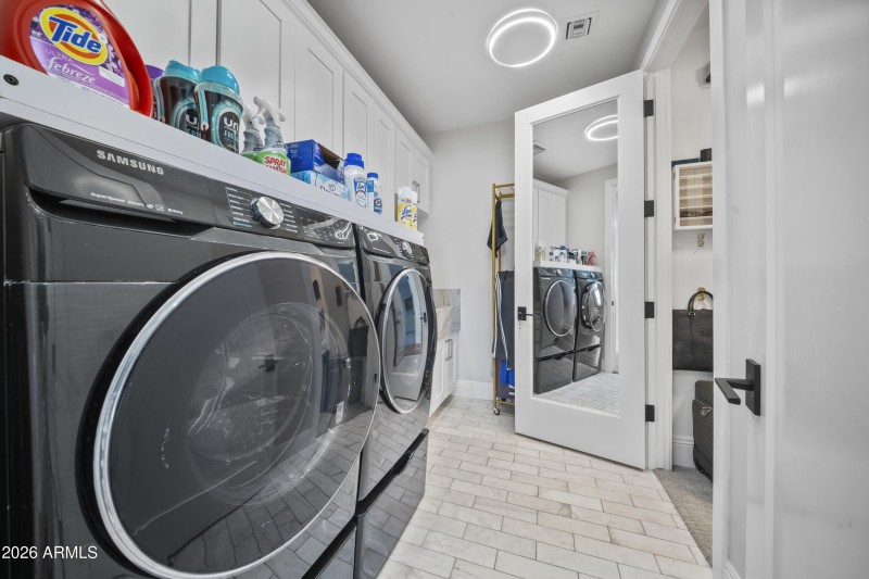 Large Interior Laundry