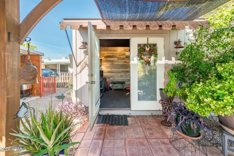 3508 E Beverly Ln - MLS-36